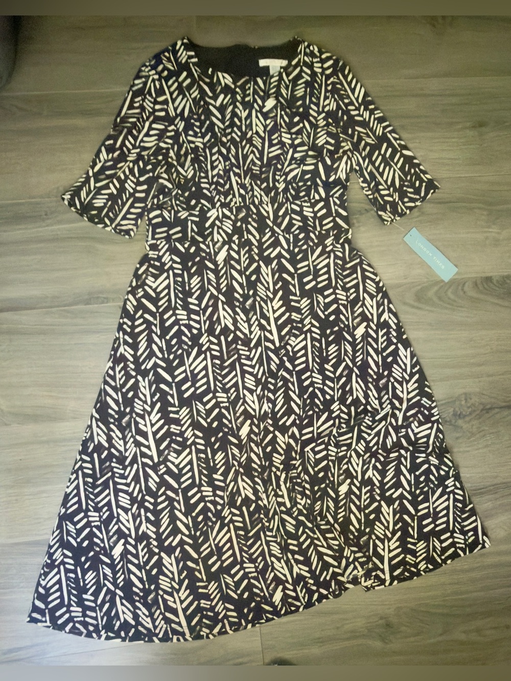 London Times Black and Cream Printed A-Line Women's Dress NWT